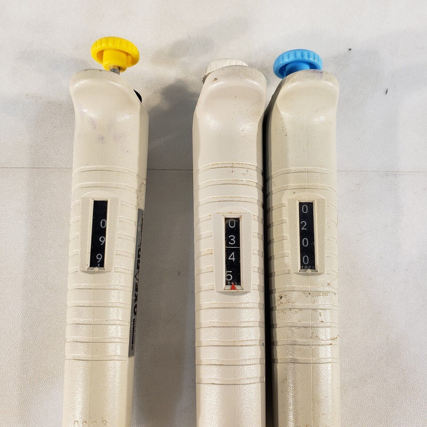 Lot Of 3 Oxford Pipettes 0.5-10uL 40-200uL 200-1000uL 1mL Pipettor