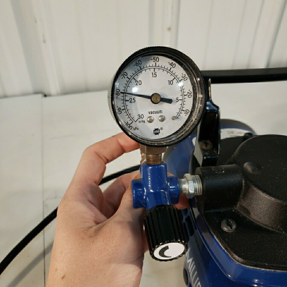 TESTED Millipore WP6111560 Vacuum Pressure Pump Chemical Duty Lab 115V 60Hz