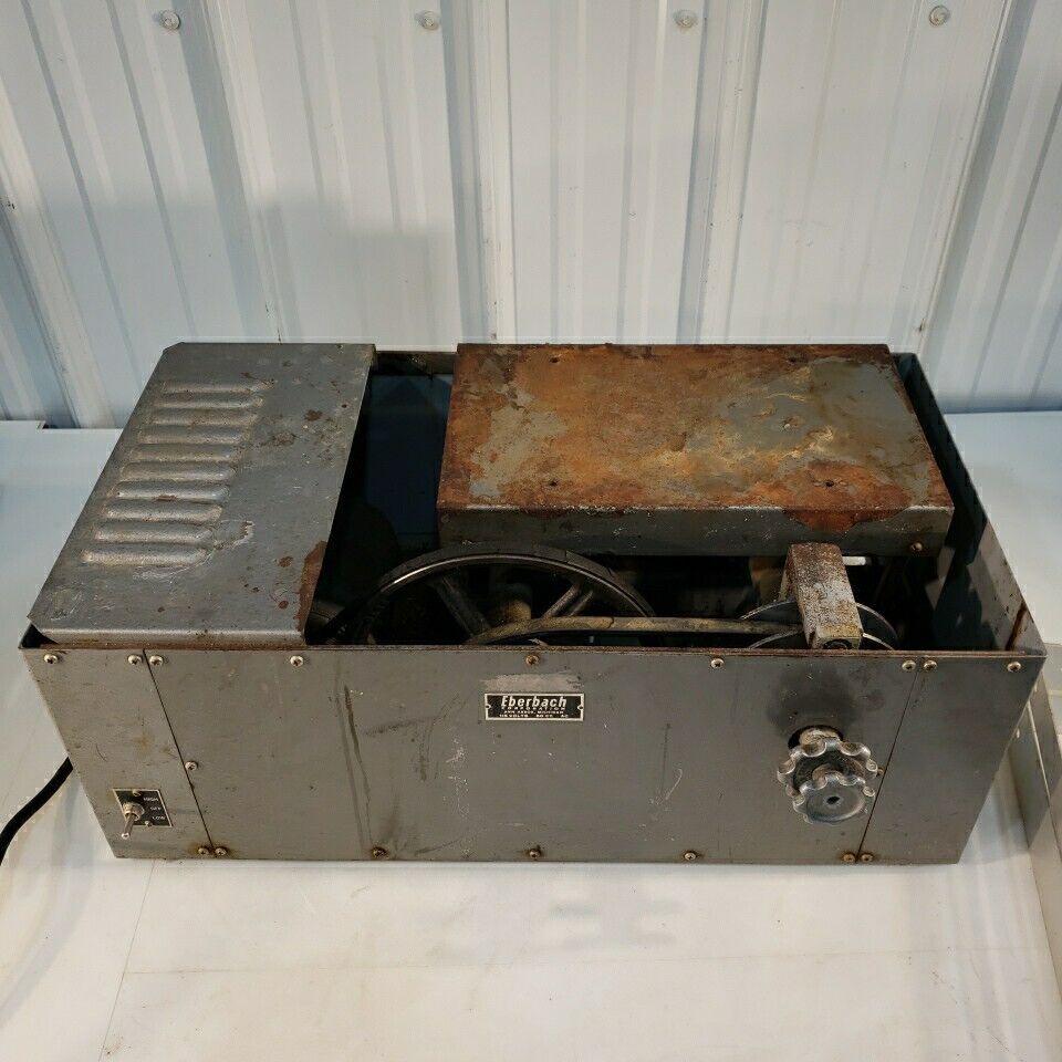 Eberbach 60CY Lab Shaker 115V AC With Tray 3A Tabletop Platform Laboratory