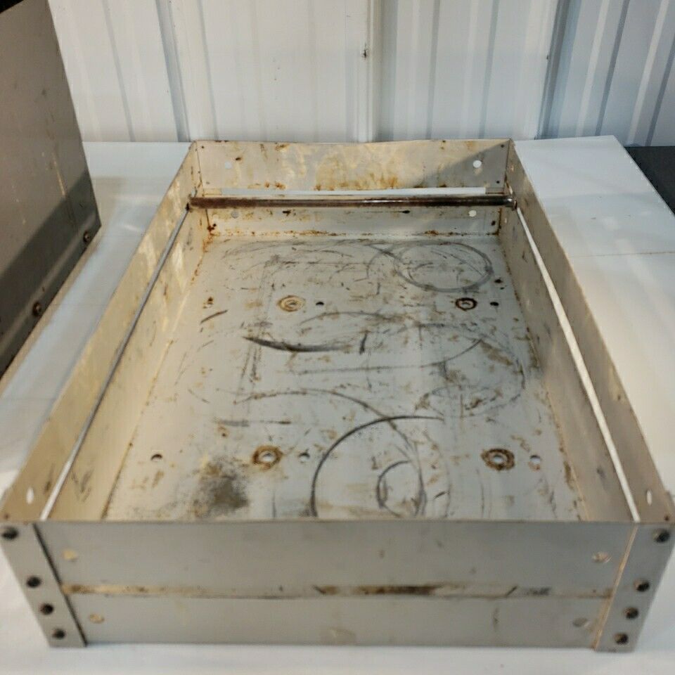Eberbach 60CY Lab Shaker 115V AC With Tray 3A Tabletop Platform Laboratory