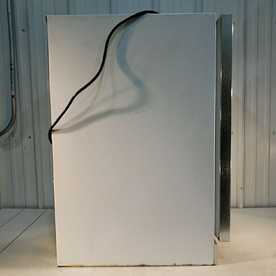 So-Low 6CAR7152 Refrigerator/Freezer Solid Door Undercounter