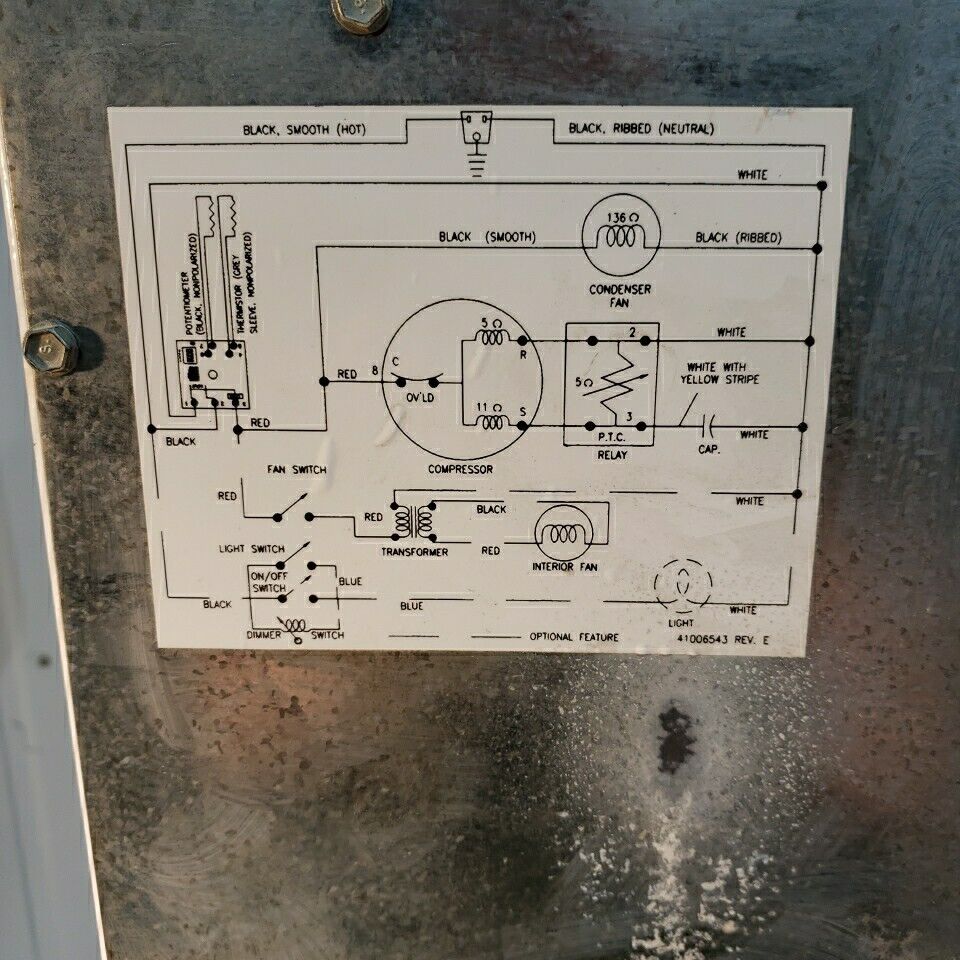 So-Low 6CAR7152 Refrigerator/Freezer Solid Door Undercounter