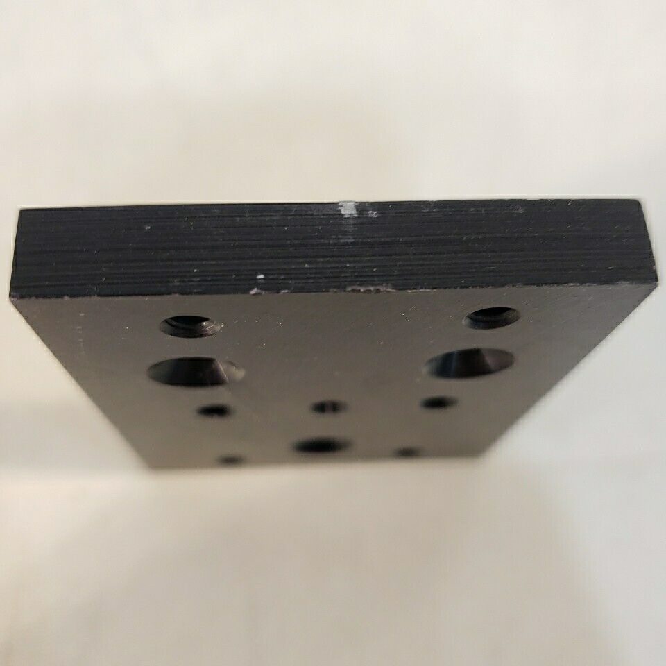 Newport NRC PT-1 Optical Mount Stand Table Metal Precision M4 Threaded Holes