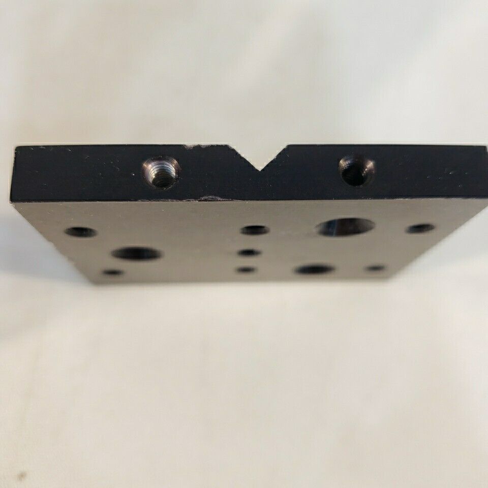 Newport NRC PT-1 Optical Mount Stand Table Metal Precision M4 Threaded Holes