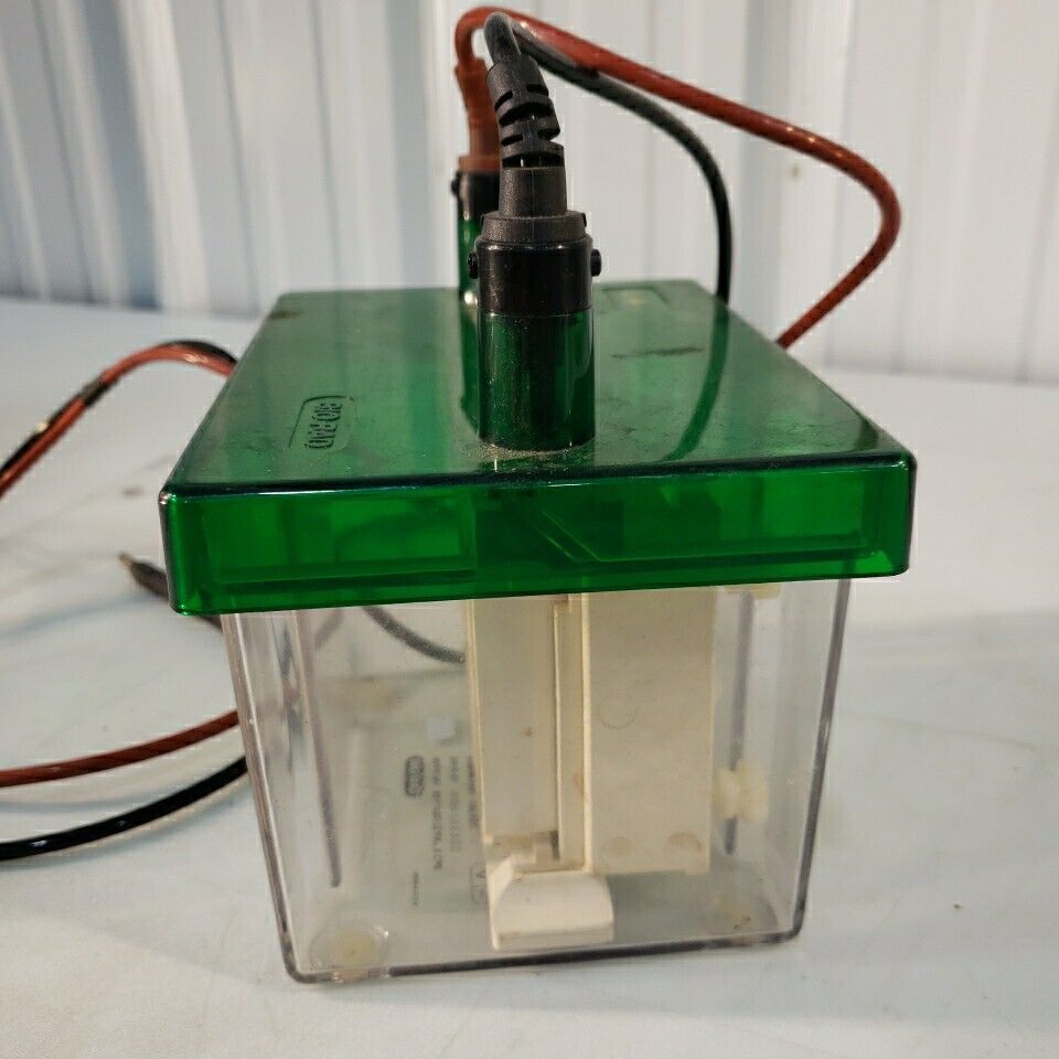 Missing a Part - Bio Rad Mini Protean II Electrophoresis Cell System 600V