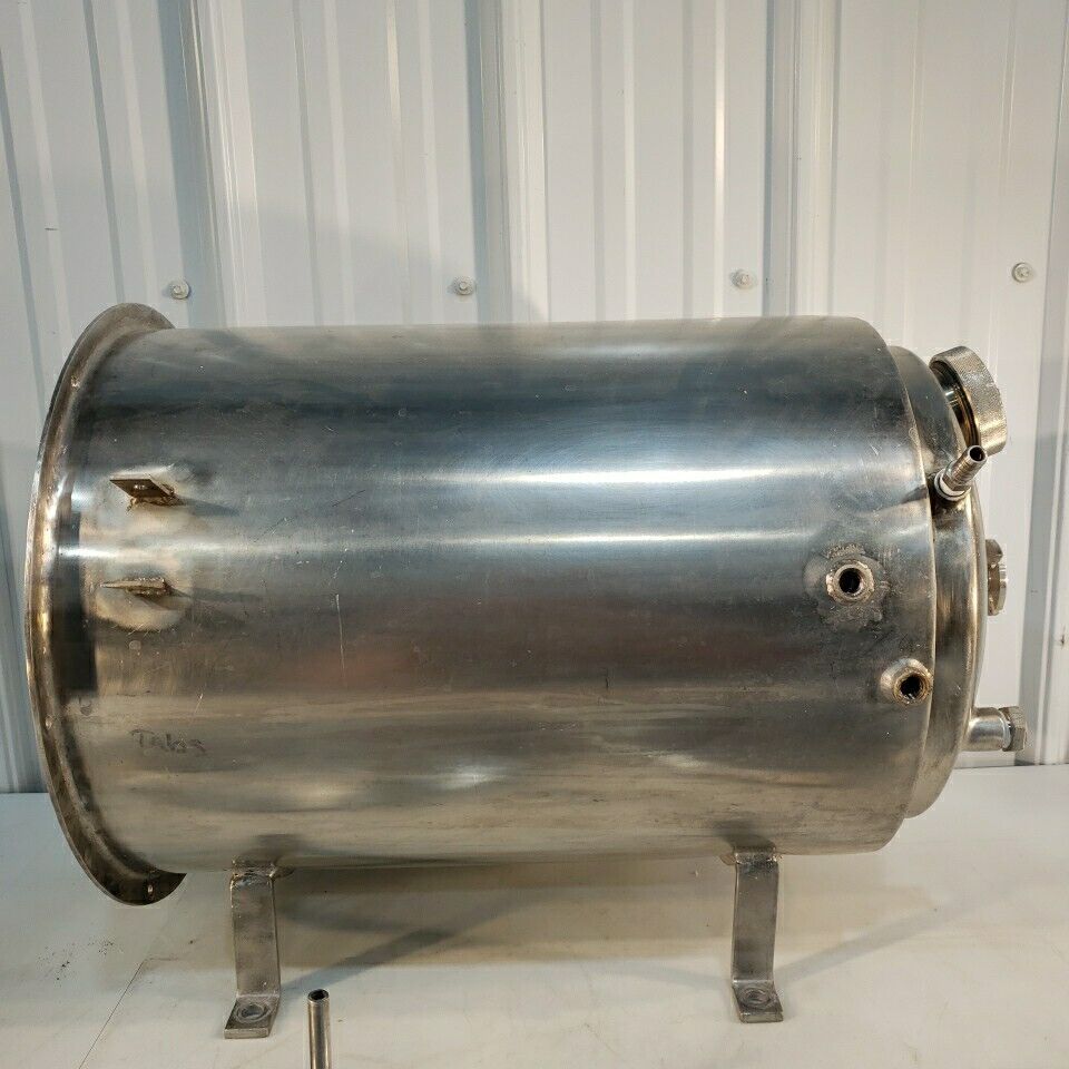 Stainless Steel Positive Pressure Chamber Cylinder Horizontal Custom Stand 12" D