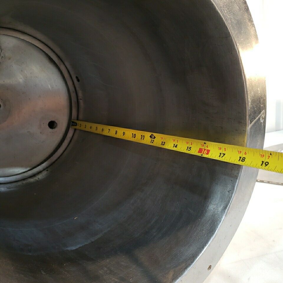Stainless Steel Positive Pressure Chamber Cylinder Horizontal Custom Stand 12" D