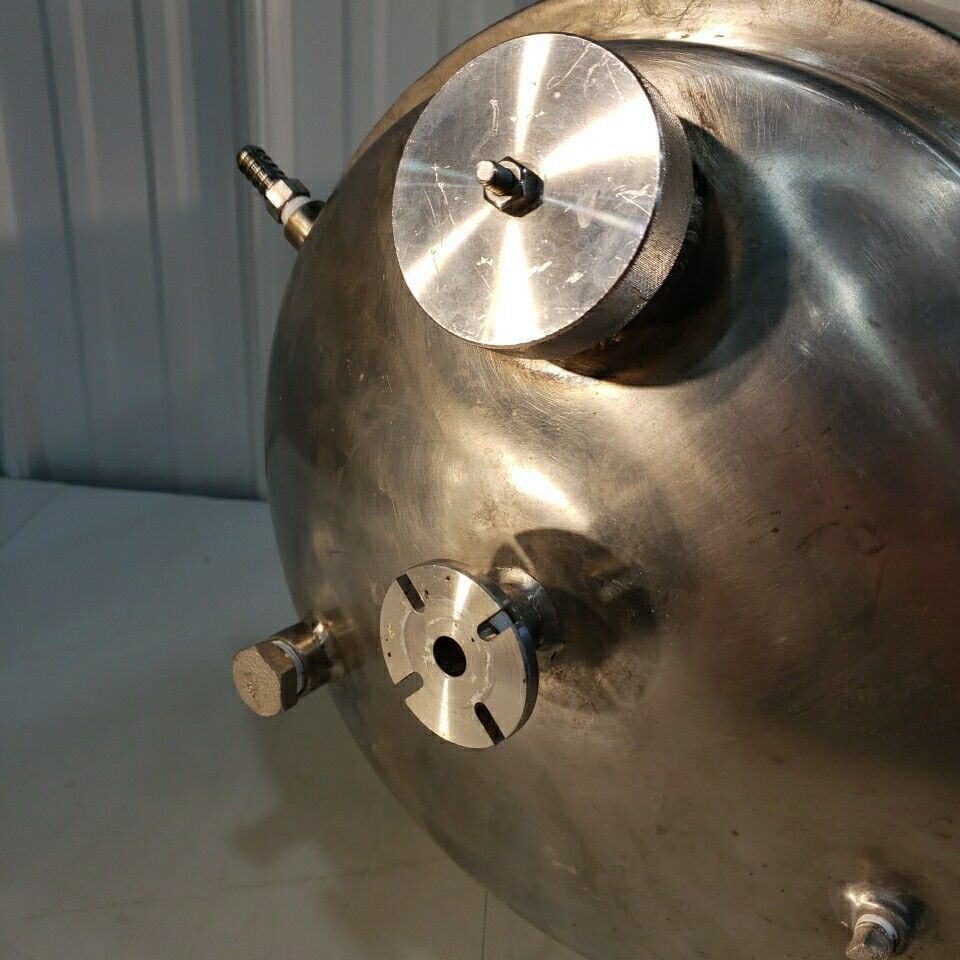 Stainless Steel Positive Pressure Chamber Cylinder Horizontal Custom Stand 12" D