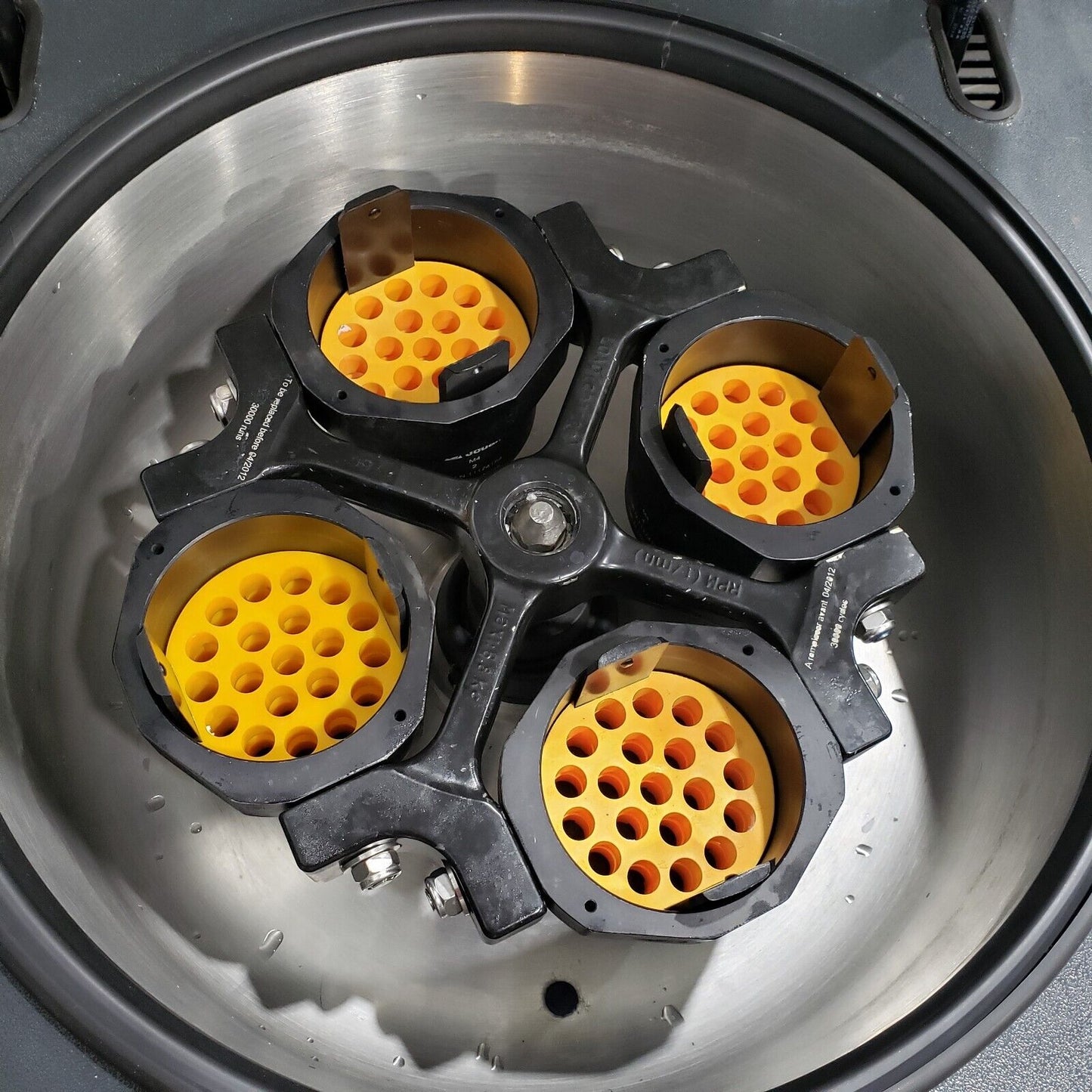 Jouan CR 422 Refridgerated Centrifuge 4750 Max Rotor RPM -8C To 40C CR4-22 120V