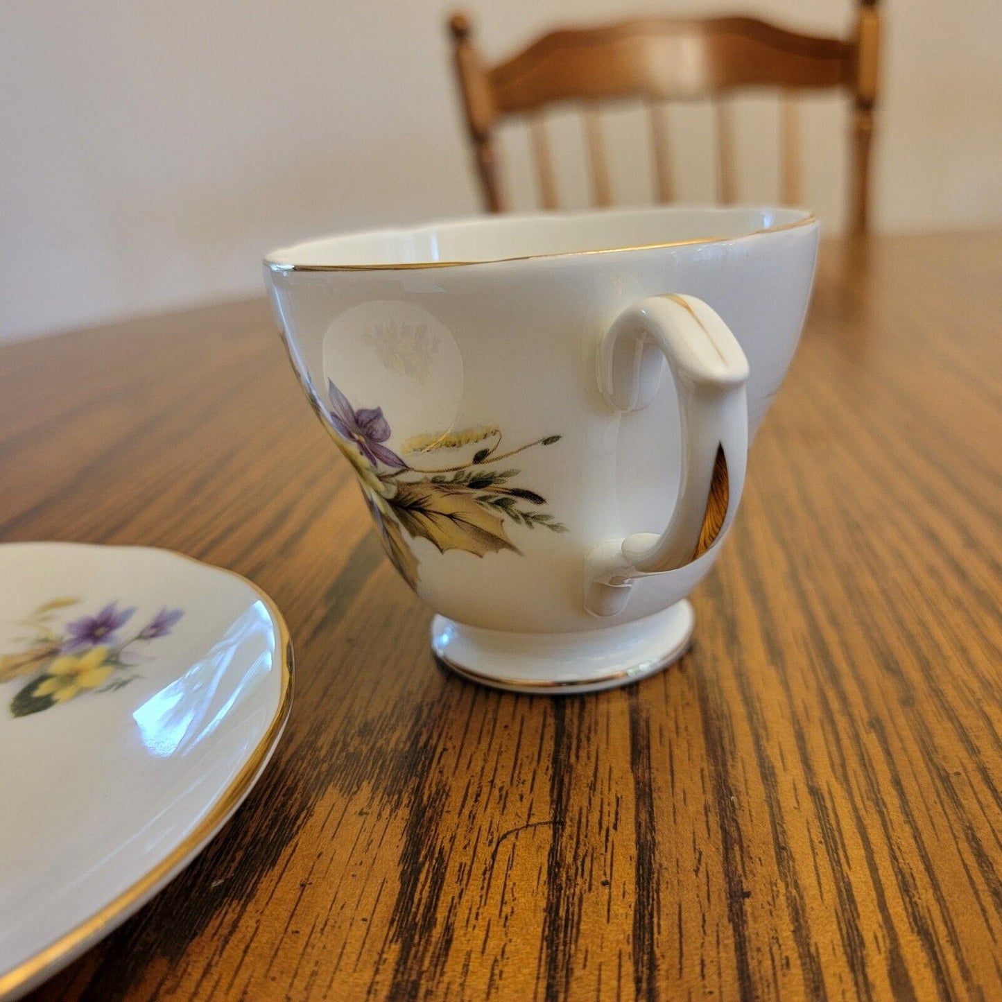 Duchess Bone China Teacup & Saucer Floral Stem Greend Pattern 346 England