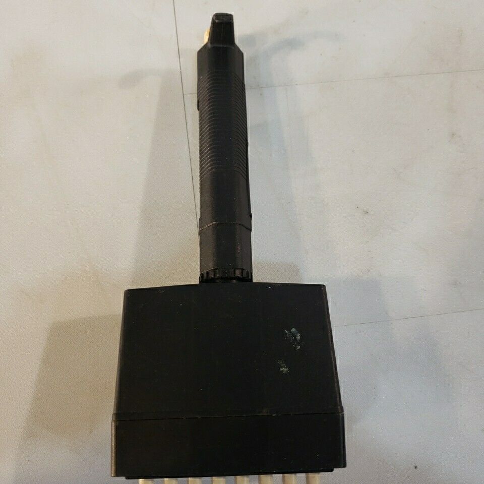 Labsystems Finnpipette Multichannel Pipettes 50-300uL 8 Channel - Missing Part