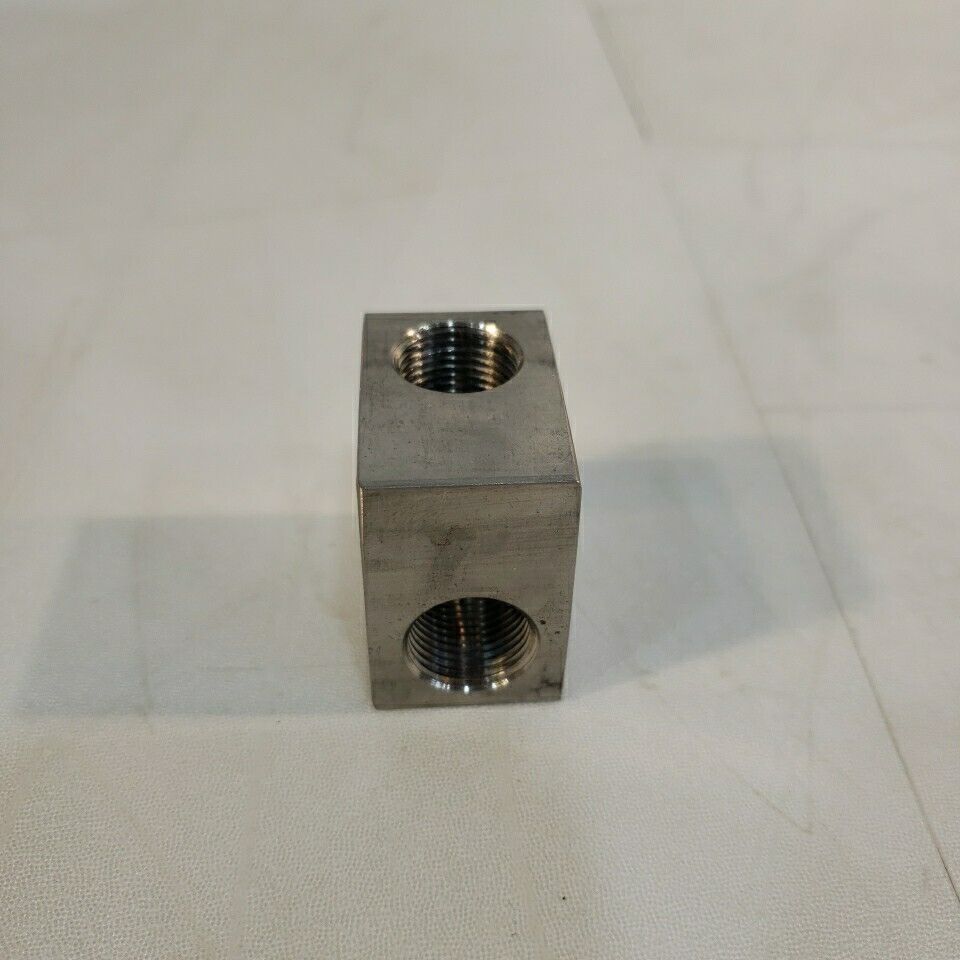 90 Degree Elbow 3/8" Threaded Pressure Fitting NPT Stainless Steel