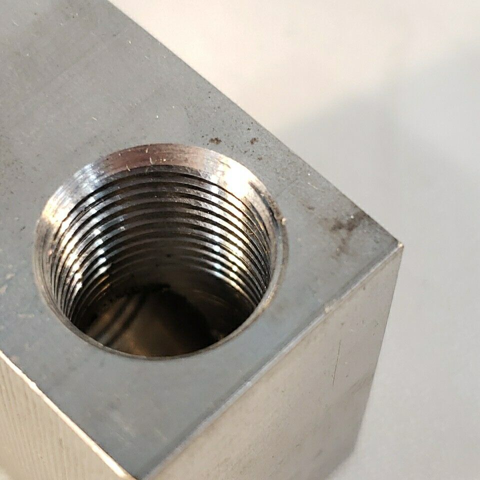 90 Degree Elbow 3/8" Threaded Pressure Fitting NPT Stainless Steel
