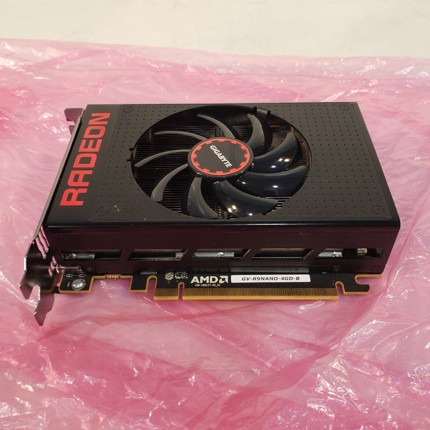 Gigabyte Radeon GV-R9NANO-4GD-B Graphics Card 4GB R9 Nano GPU