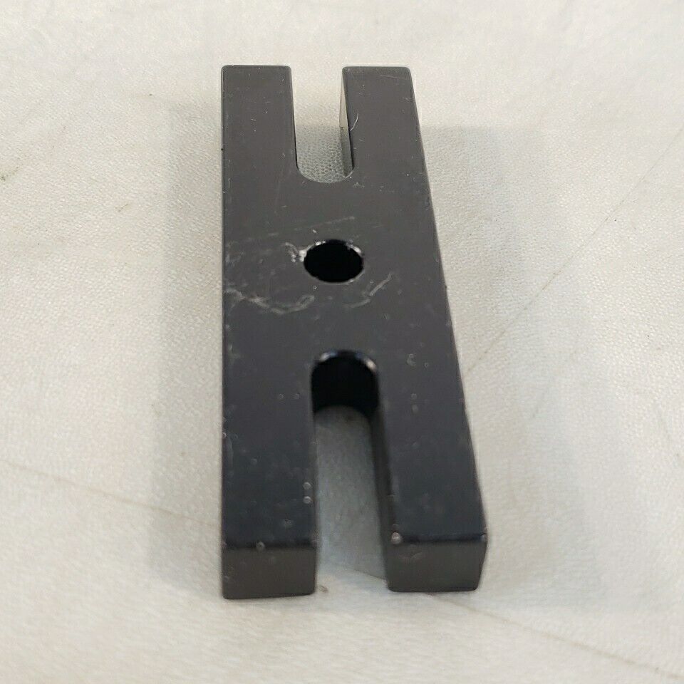 Thorlabs BA1 Optical Mount Base Plate Stand Slotted Stainless Steel