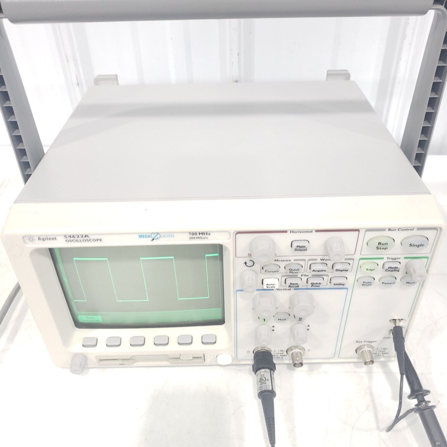 Agilent 54622A Oscilloscope MegaZoom 100 MHz 200 MS/s - Tested Works Well