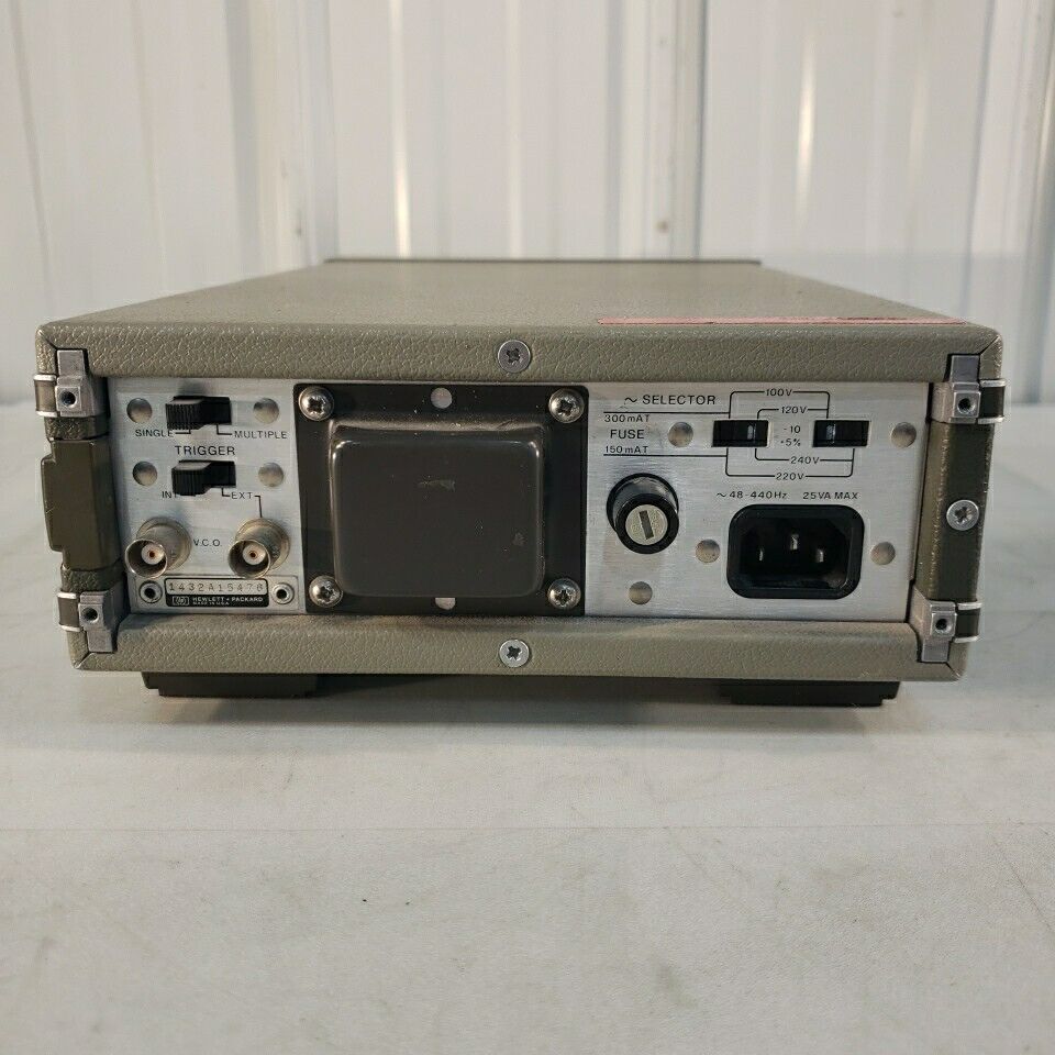 HP Hewlett Packard 3312A Function Generator w/ Modulation Hz kHz MHz