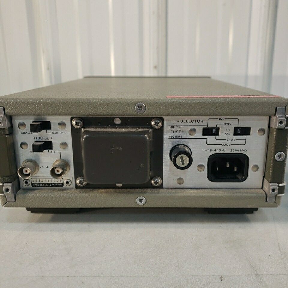 HP Hewlett Packard 3312A Function Generator w/ Modulation Hz kHz MHz