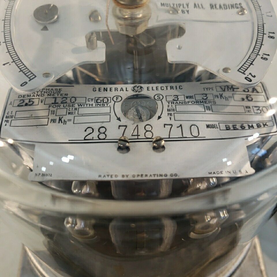 General Electric VM-3A Electricity Meter 2.5A 120V 60 3wire 3Phase kiloWatt Hour