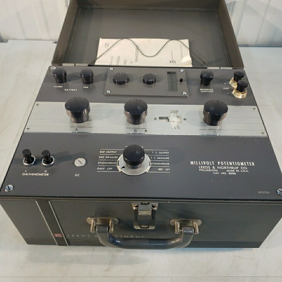 Vintage Leeds & Northrup 8690 EMF Millivolt Potentiometer Galvanometer