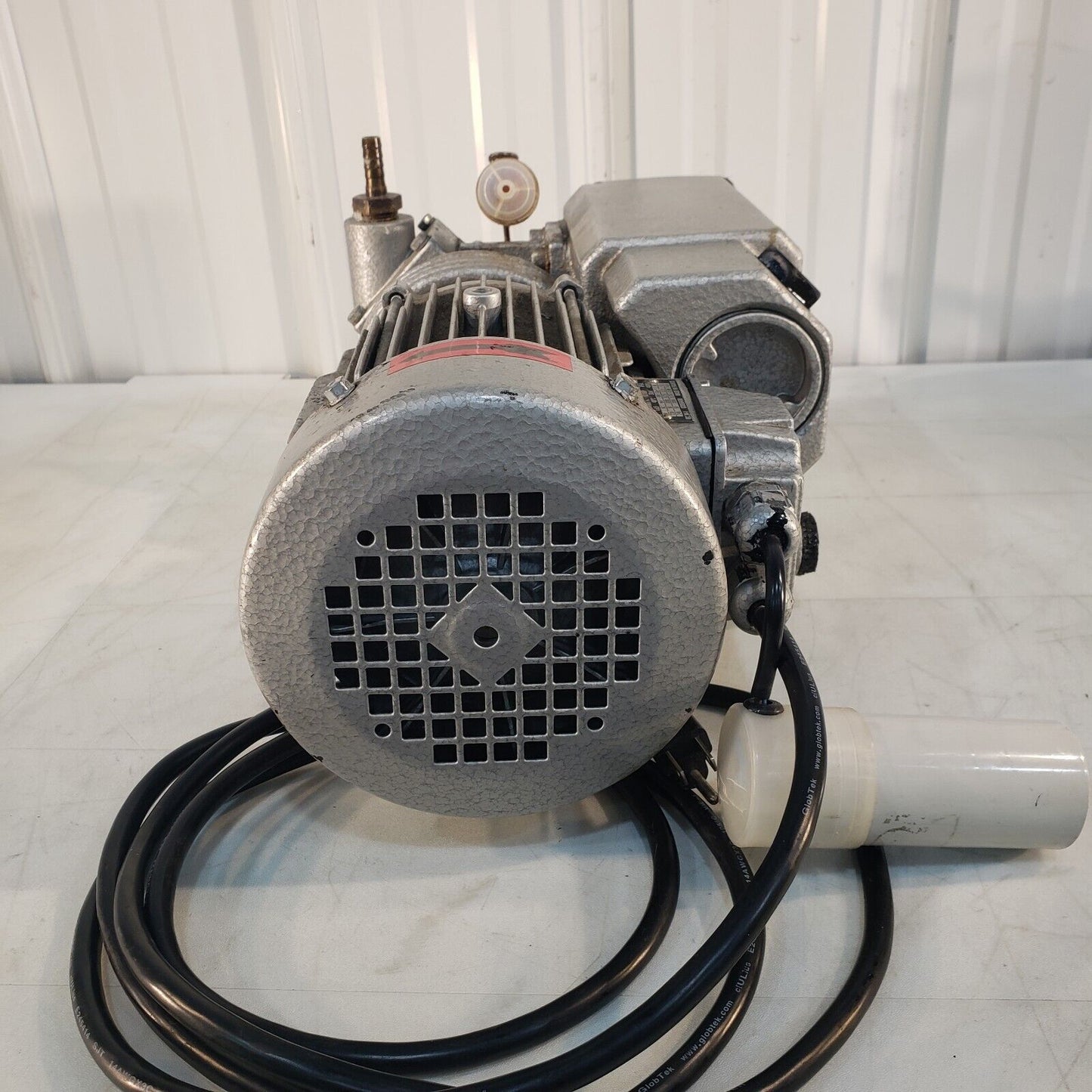 Busch RB 0021 B Single Stage Rotary Vacuum Pump Pulls Down to 13.5 Torr 240V
