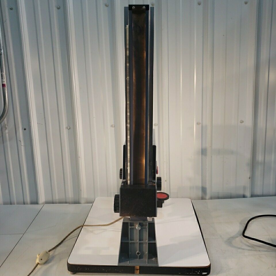 Durst M601 Darkroom Enlarger 60×60mm 120V 60Hz 150W With Baseboard Nikon Lens