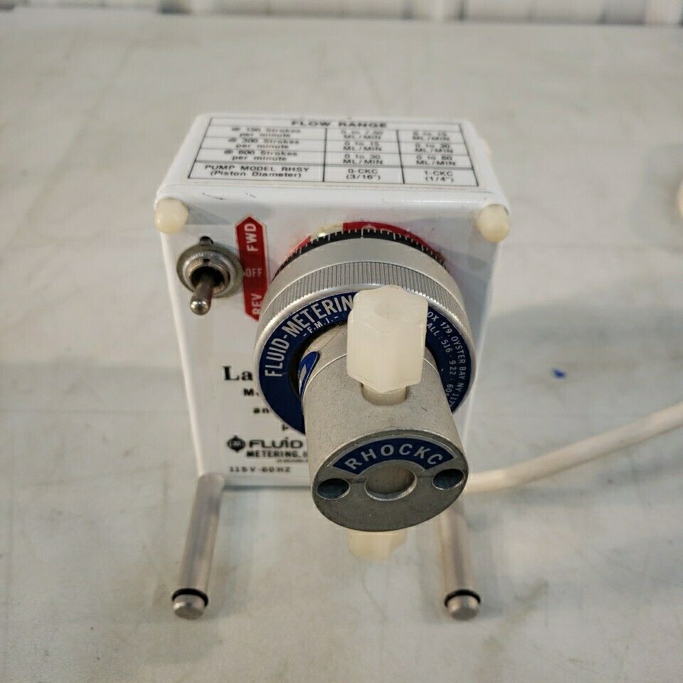 Fluid Metering Lab Pump Jr RHSY Synchronous Pump 115V 60Hz Pistons 0-CKC 1-CKC