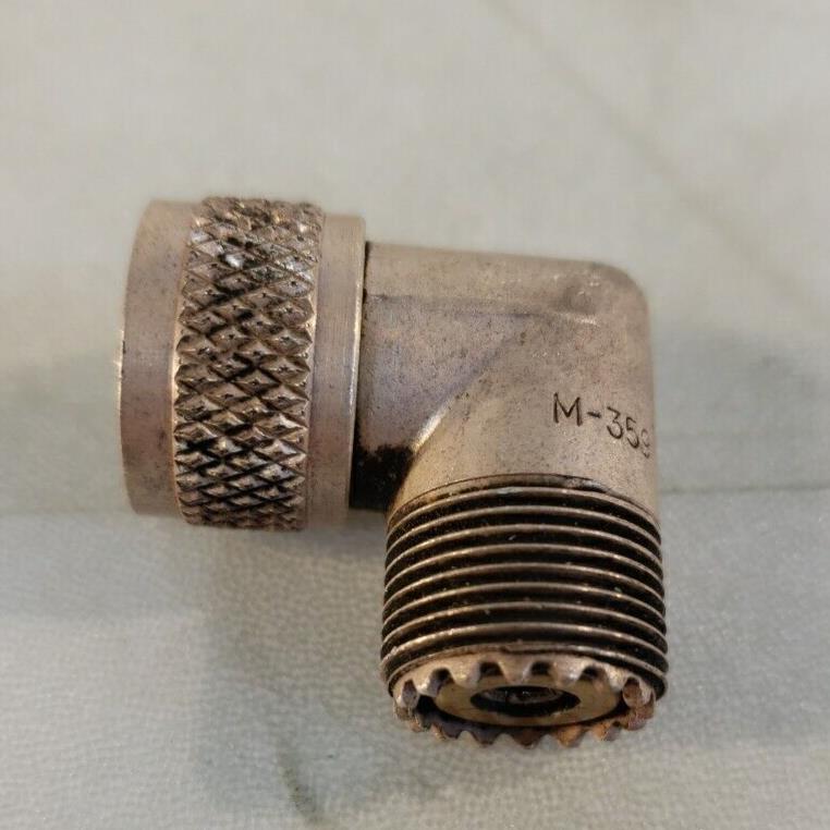Amphenol M-359 UHF-Male to UHF-Female Right Angle Connector Elbow