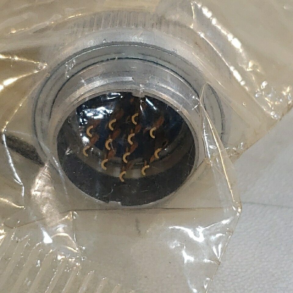 Amphenol Aerospace 67-06C14-12P Standard Circular Connector 12-Pin Mil Spec
