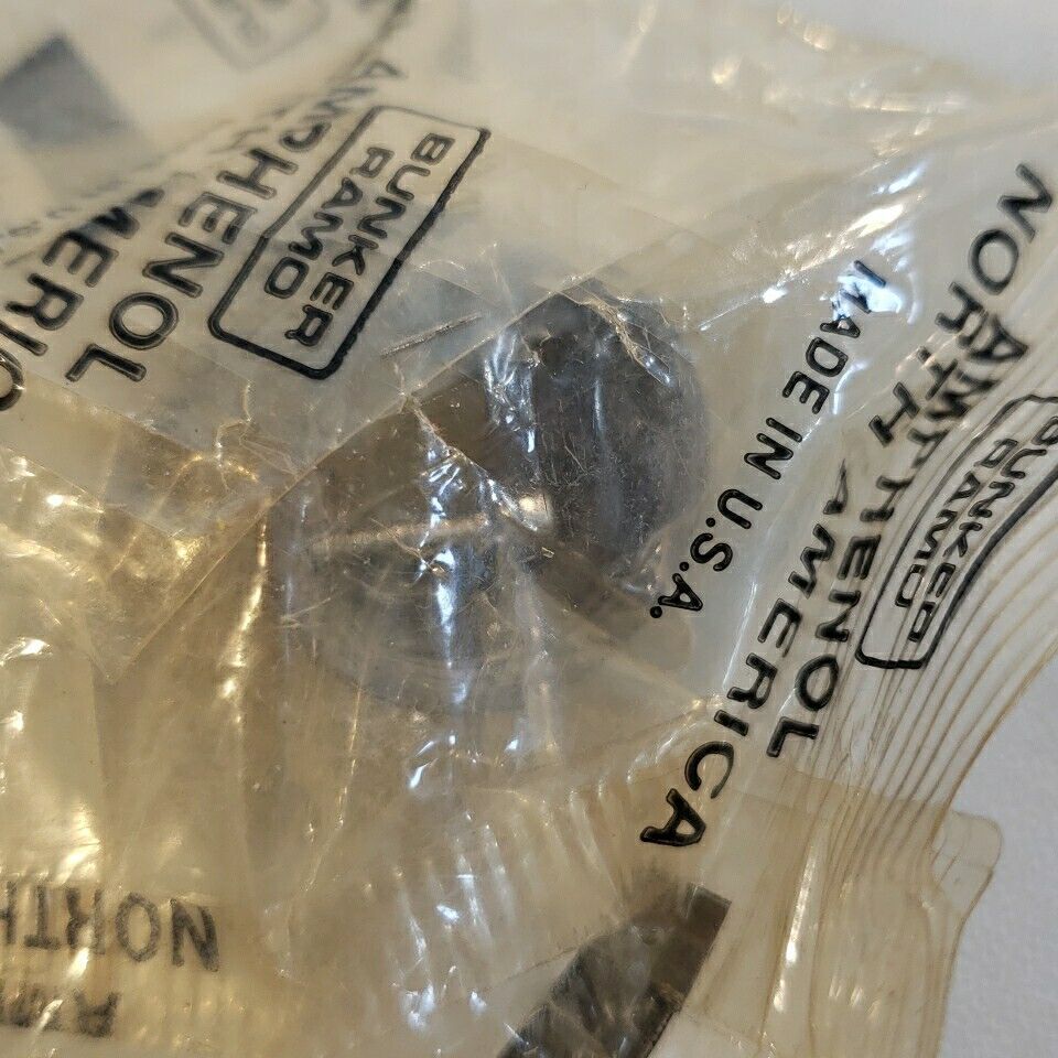 Amphenol Aerospace 67-06C14-12P Standard Circular Connector 12-Pin Mil Spec