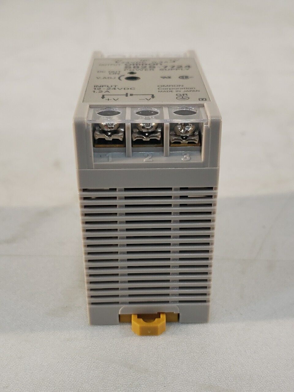Omron S82S-7724 Power Supply Input:12-24V DC 1.2A Output: 24V DC 0.3A