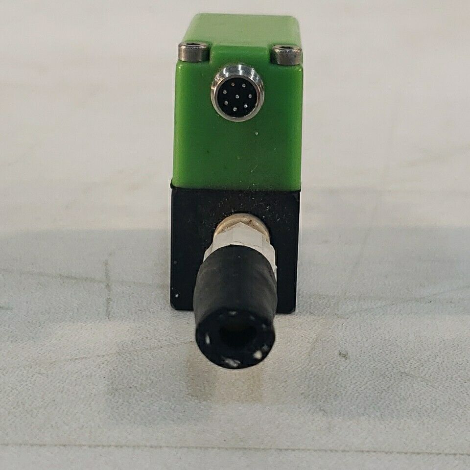 CMOSens Sensiron SLQ-HC80 Liquid Flow Meter Vout: 0-10V Vin: 24V