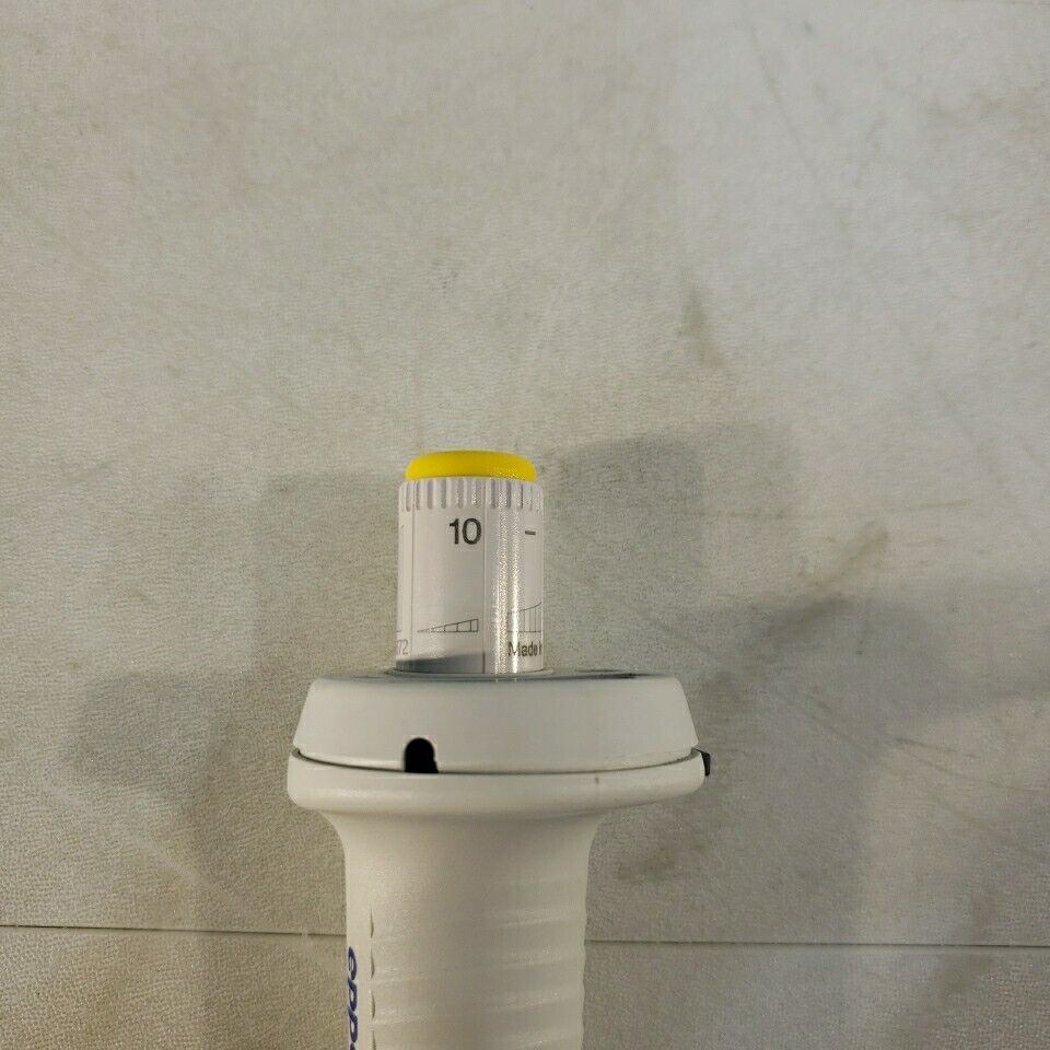 Eppendorf Reference 10-100uL Pipette Single Channel