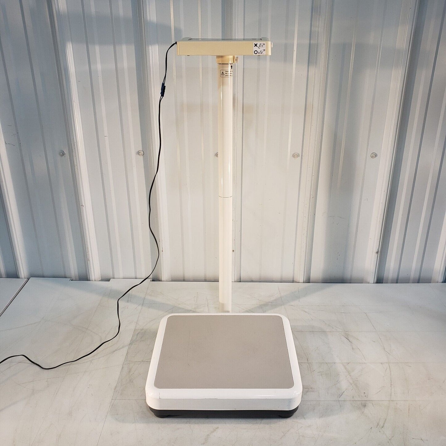 Tanita BWB-800 Weight Scale w/ Stand