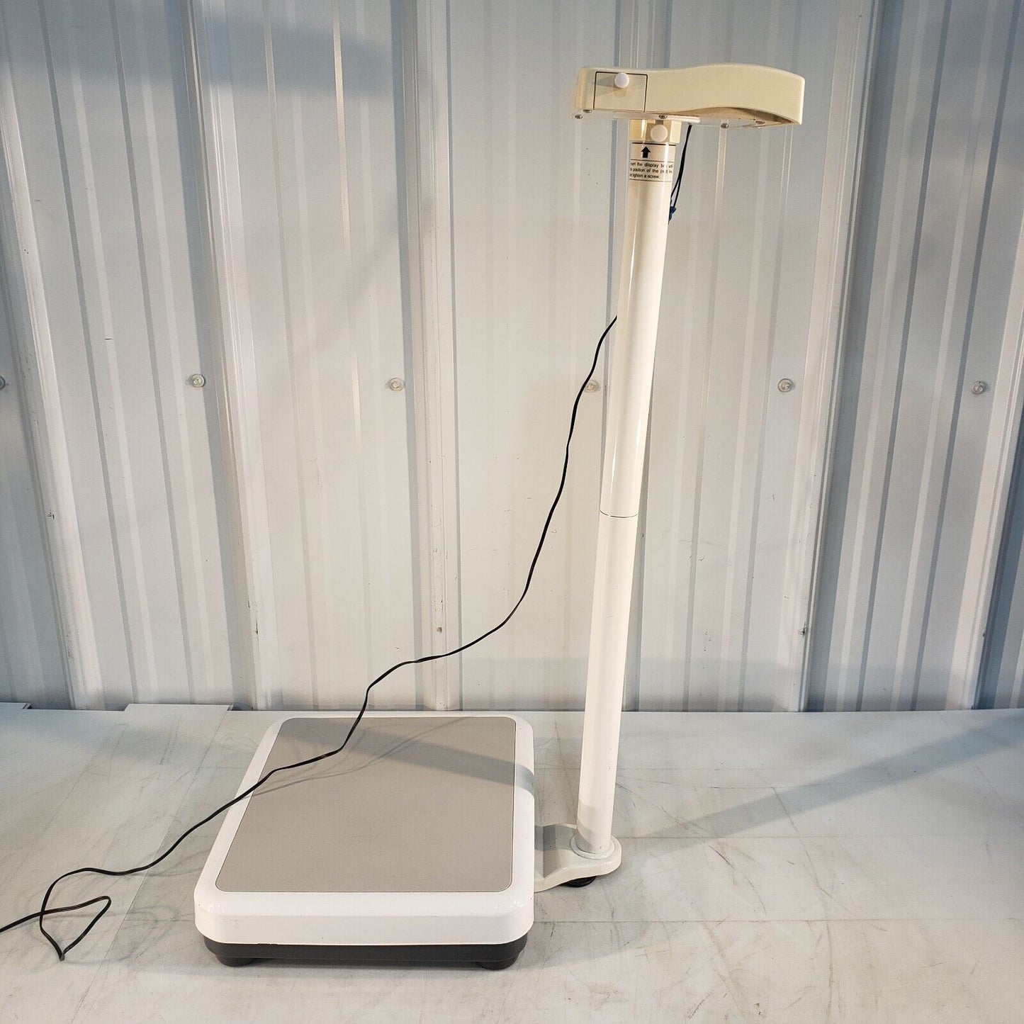 Tanita BWB-800 Weight Scale w/ Stand