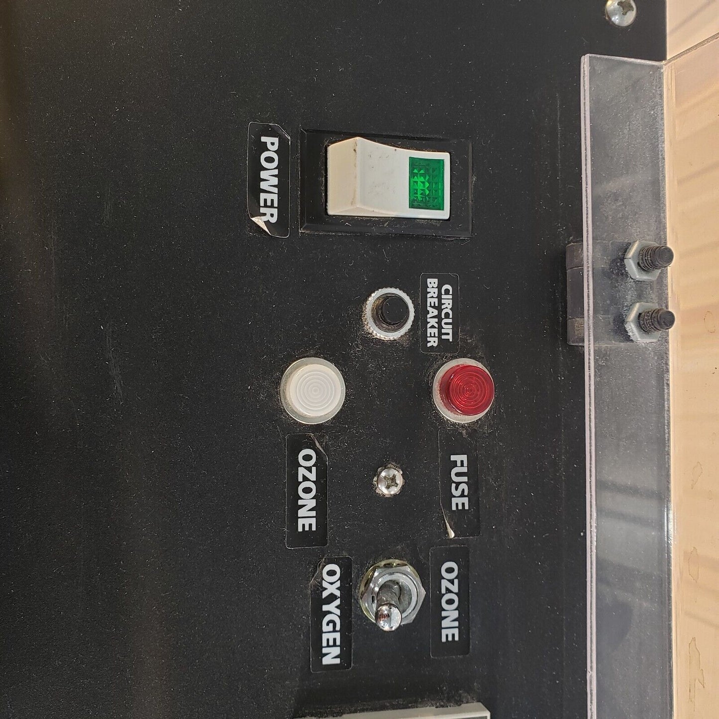 Ozono CDO-8000 Ozone Generator + Compressor