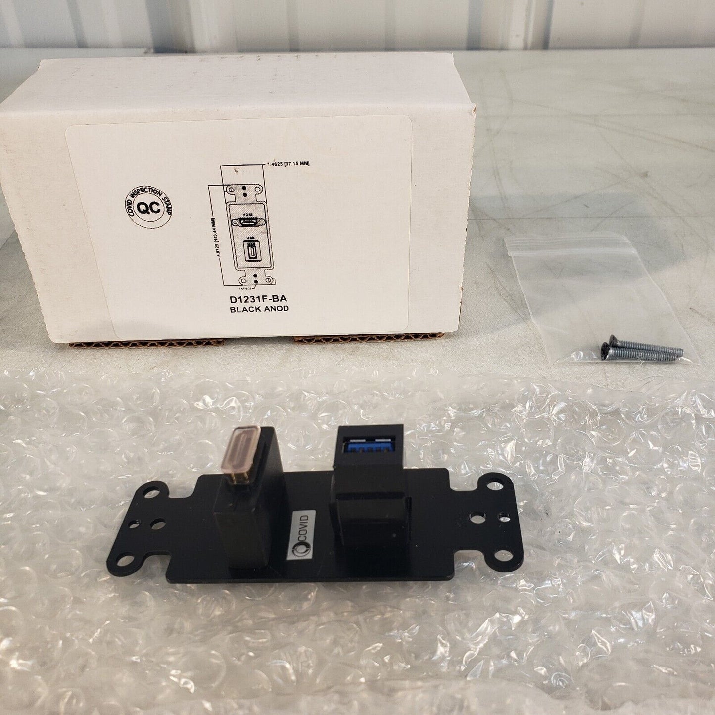 Covid D1231F-BA Black Decora Wall Panel w/ HDMI & USB Female Connections