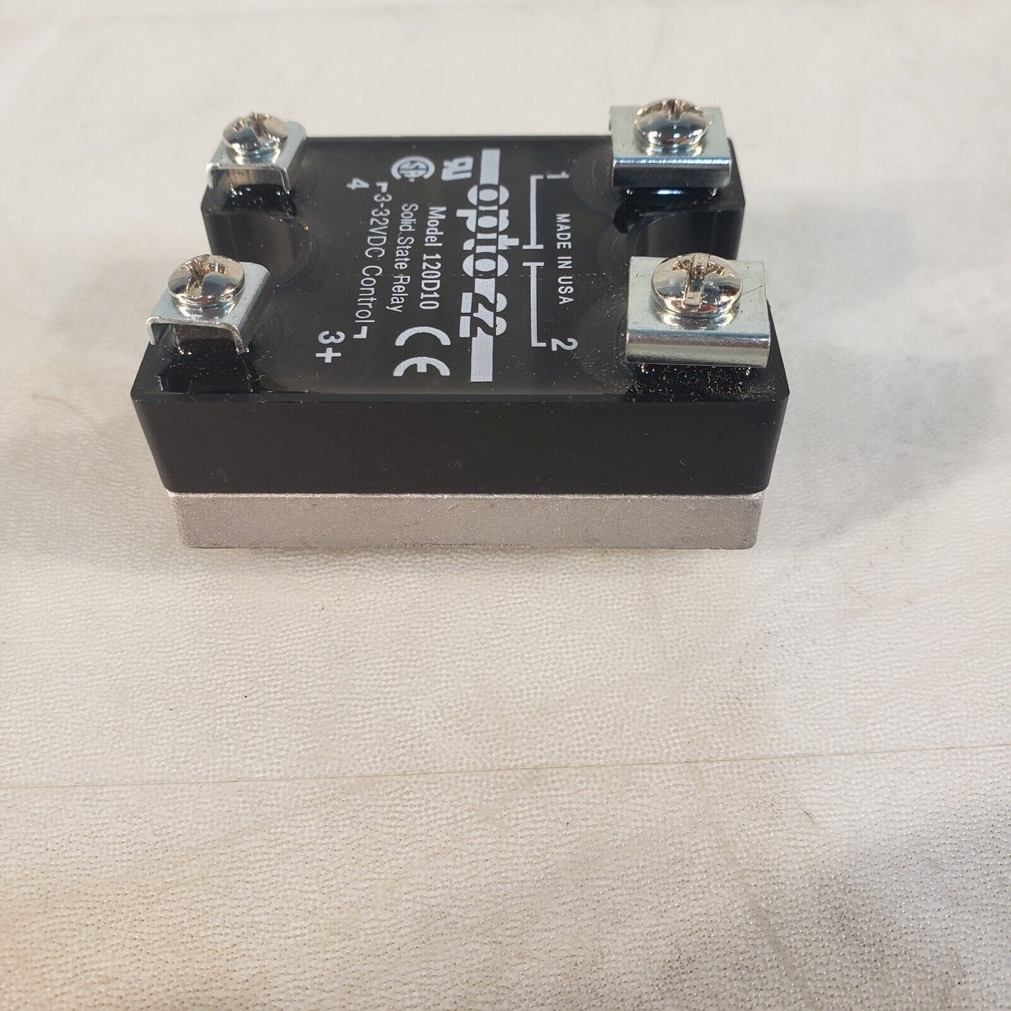 Opto 22 120D10 Solid State Relay 3-32VDC Control