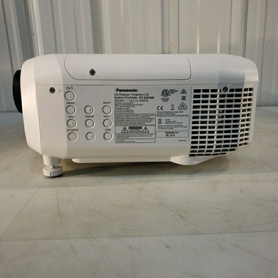 Panasonic PT-EW540 WXGA LCD Projector w/ Lamp and Lens - Works