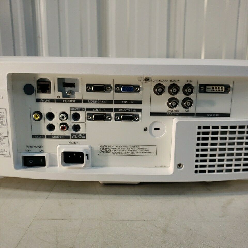 Panasonic PT-EW540 WXGA LCD Projector w/ Lamp and Lens - Works