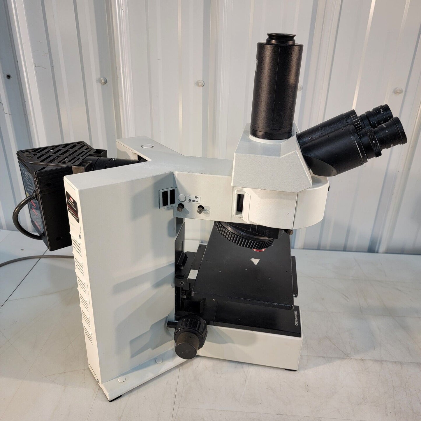 Olympus BX60 M Microscope Trinocular BF/DF Metallurgical BX60MF5 w/ Eyepieces, O