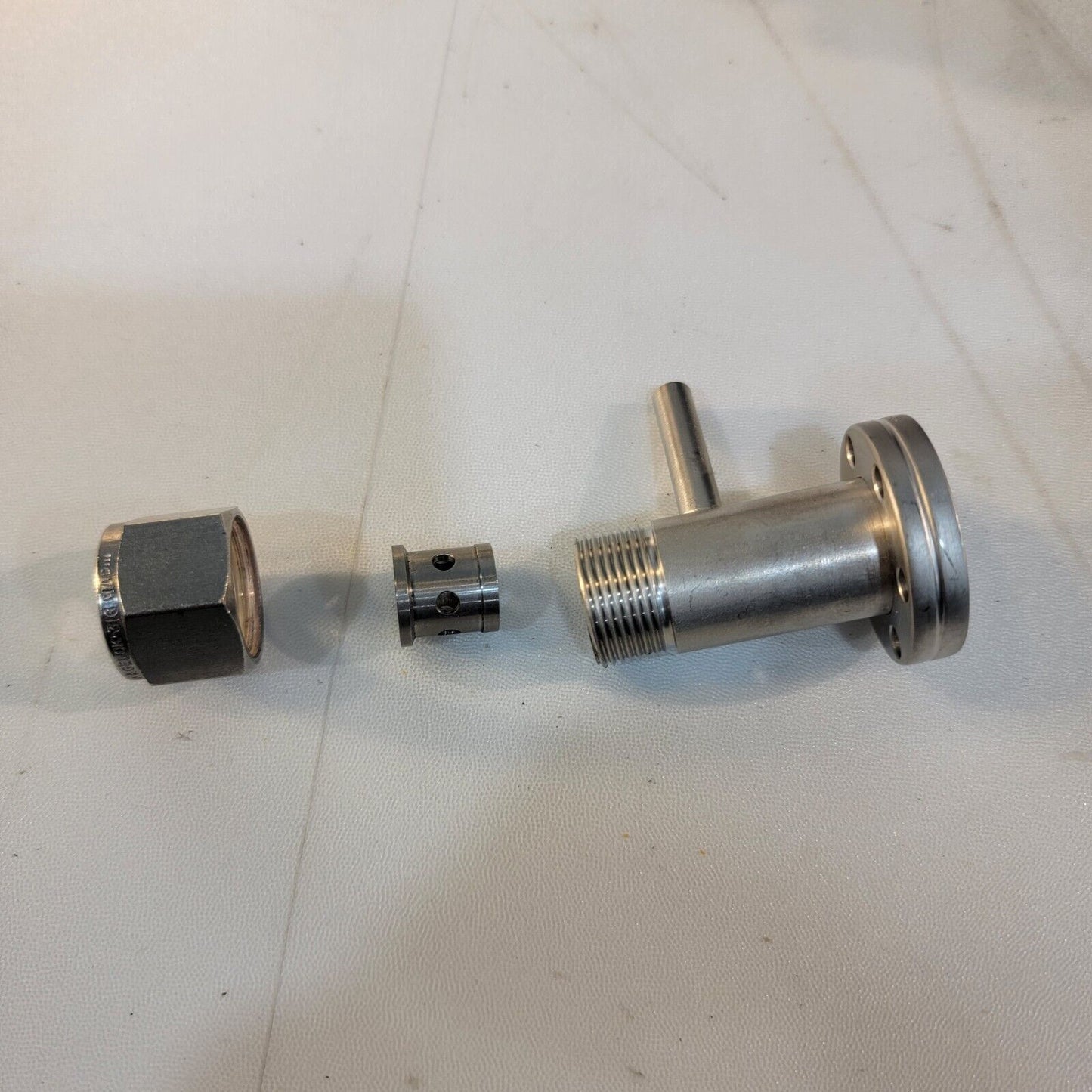 Huntington 1.33" DN16CF CF Tee w/ Swagelok Fitting High Vacuum