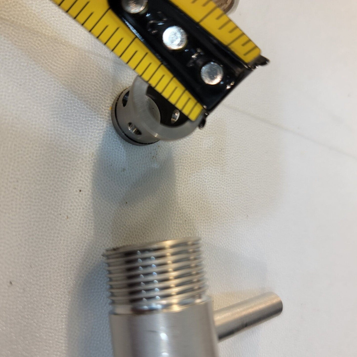 Huntington 1.33" DN16CF CF Tee w/ Swagelok Fitting High Vacuum