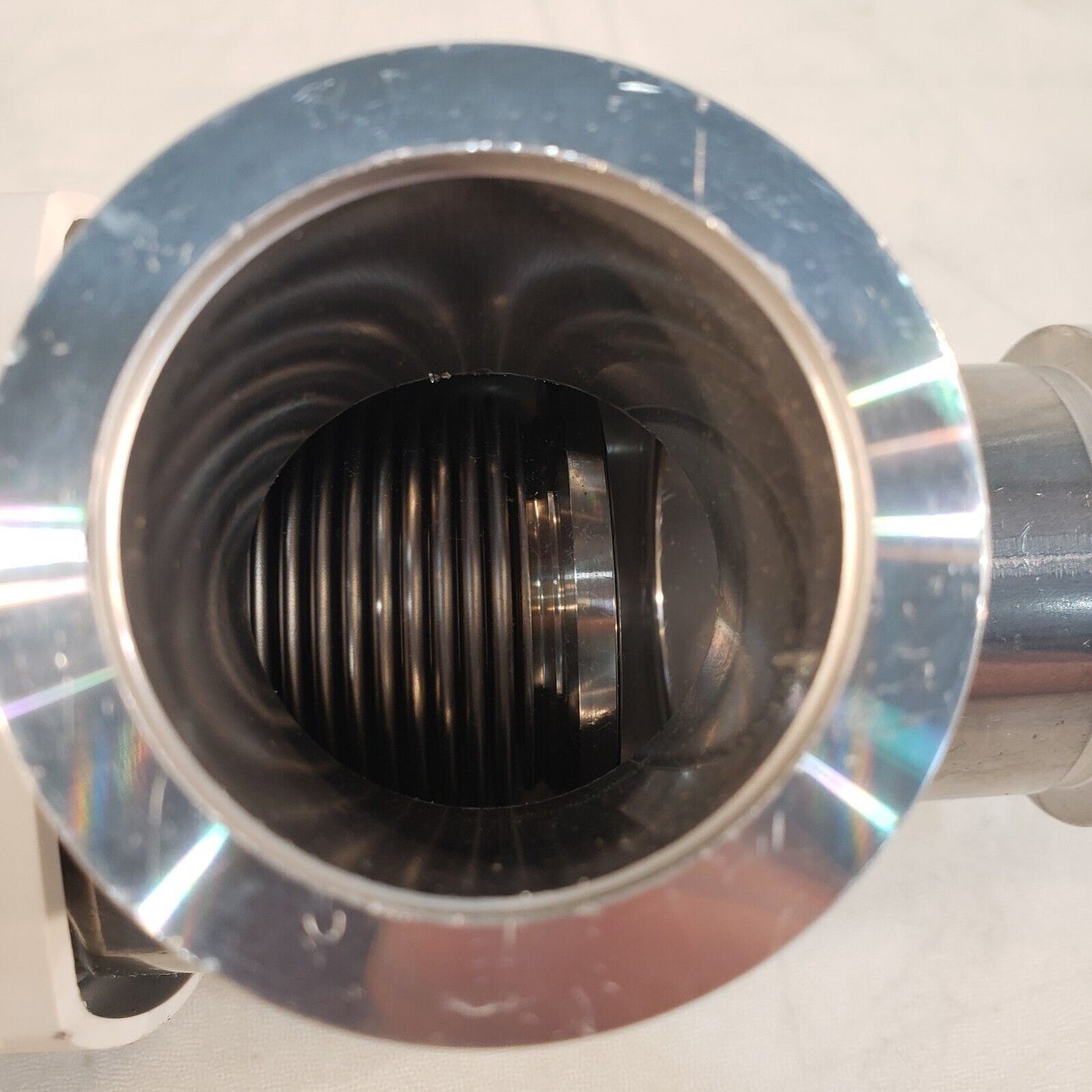 Pfeiffer KF40 NW40 Manual Angle Bellows Valve High Vacuum EVB 040 SA PFA51002