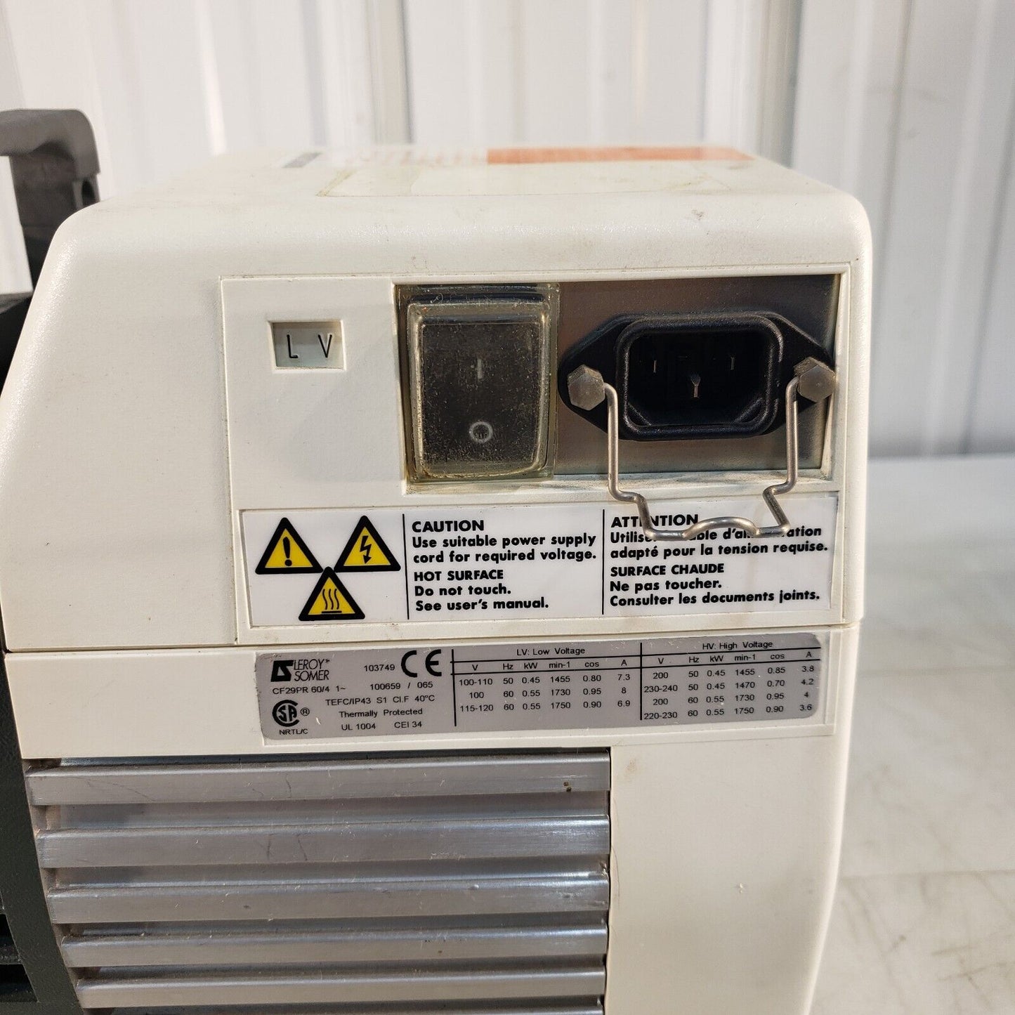 Alcatel Pascal 2010 C1 Vacuum Pump, Pulls 14 mTorr, 115V KF25 Inlet/Exhaust