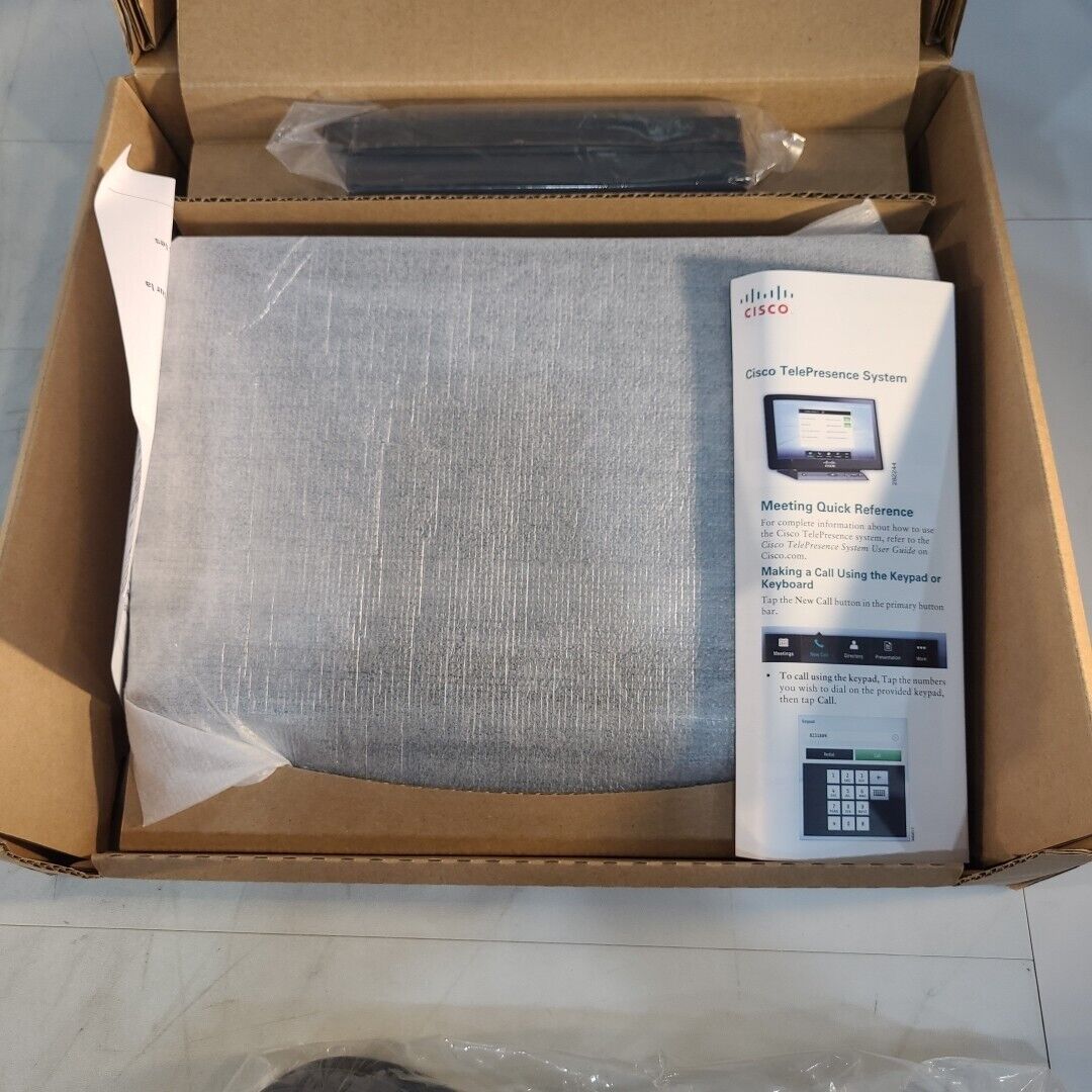 Cisco 800-33959 TelePresence System Display Cables, Box, etc New Open Box