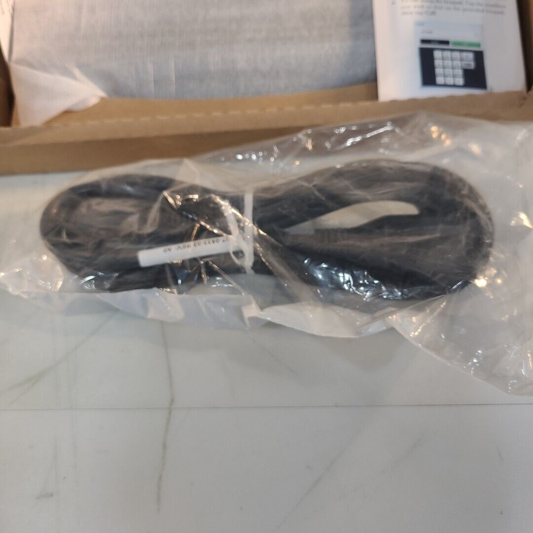 Cisco 800-33959 TelePresence System Display Cables, Box, etc New Open Box
