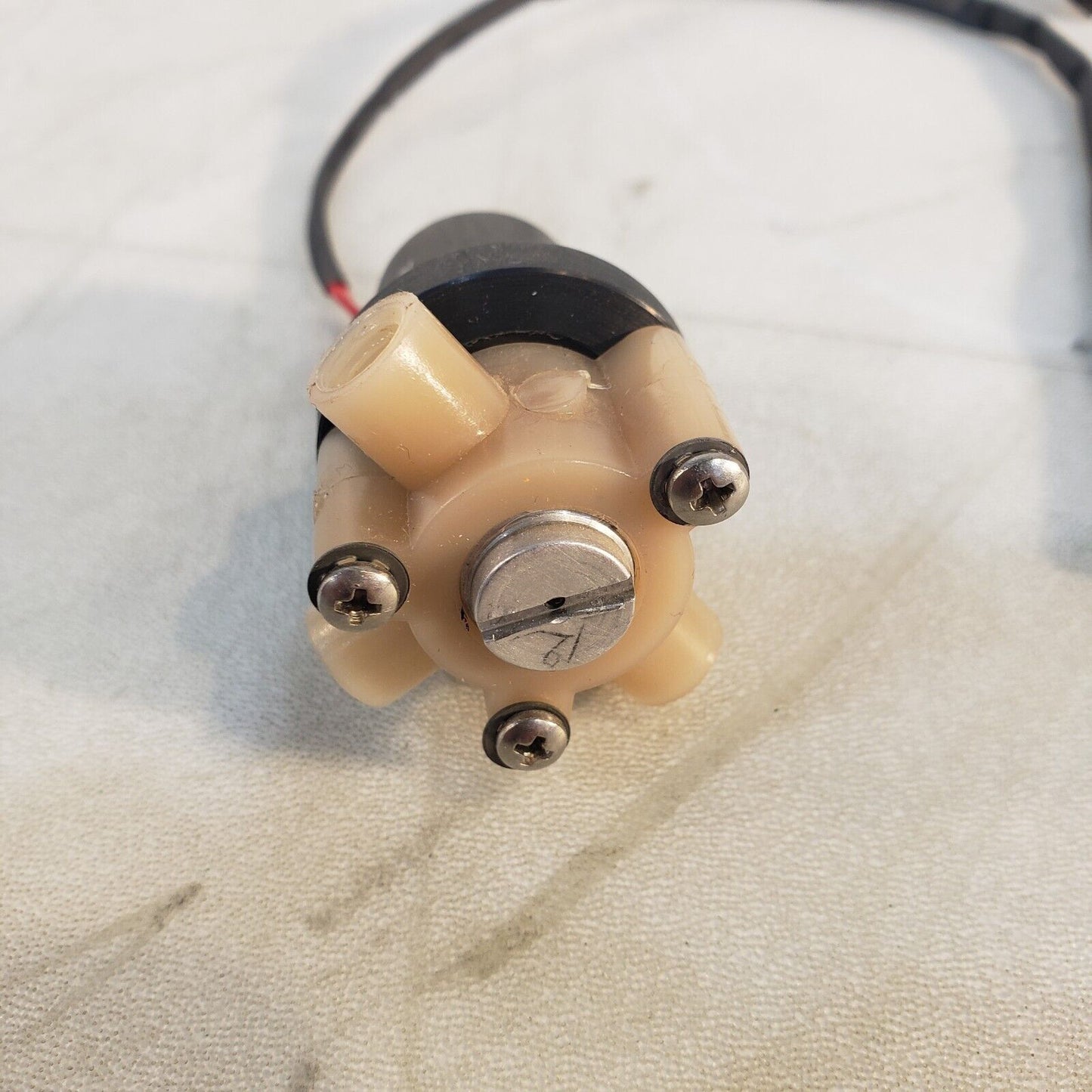 Fluorocarbon MMD3-DI Micro Delta Electric Solenoid Switched Valve 0.3 PSI