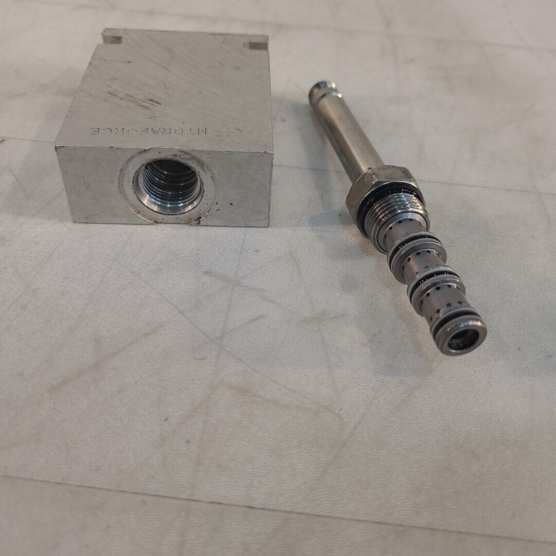 Hydraforce 7024860 Manifold Valve Body Housing 5-Way W/SV08-47A Distributor
