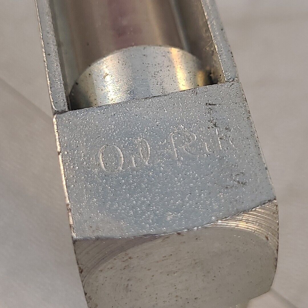 Oil Rite #40 Oil Level Gauge Npt 1/3" 5" Long